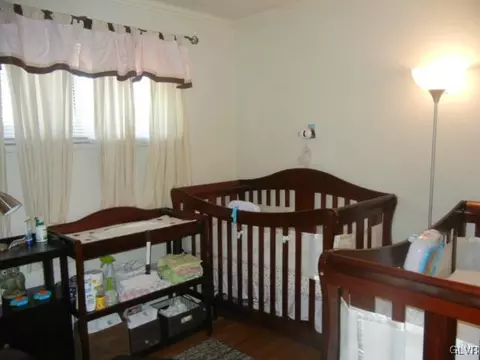 2005 Echo Cir, Bethlehem, PA 18018 photo 4