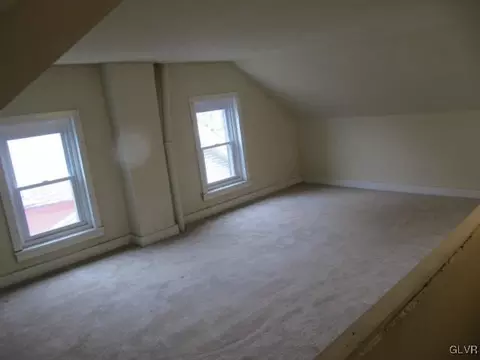 252 E North St, Bethlehem, PA 18018 photo 17