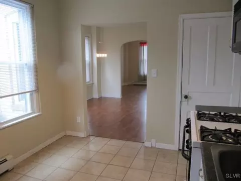 252 E North St, Bethlehem, PA 18018 photo 6