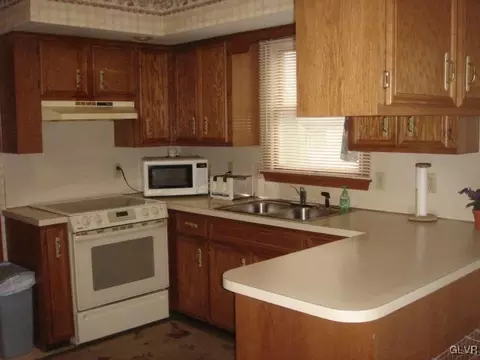 3897 Post Dr, Bethlehem, PA 18017 photo 12