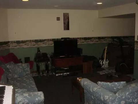 3897 Post Dr, Bethlehem, PA 18017 photo 19