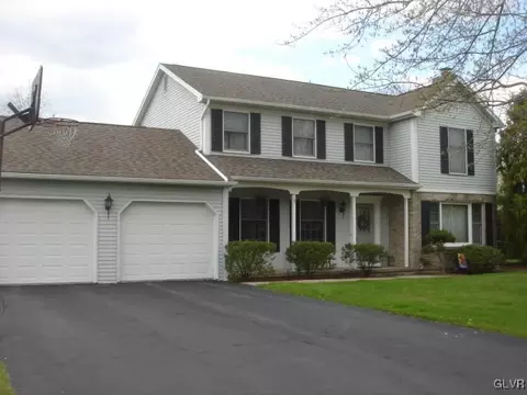 3897 Post Dr, Bethlehem, PA 18017 photo 2
