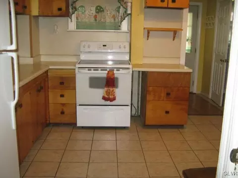 731 5th St, Bethlehem, PA 18015 photo 8