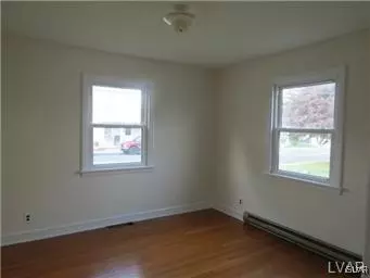 410 Main St, Bath, PA 18014 photo 4