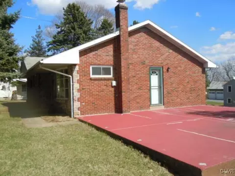 608 E Northampton St, Bath, PA 18014 photo 18