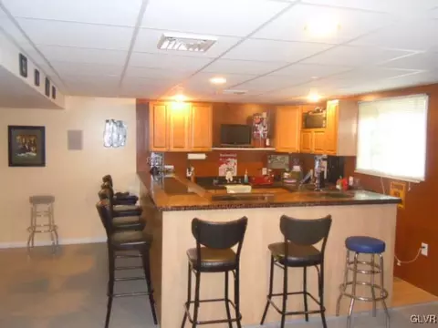 608 E Northampton St, Bath, PA 18014 photo 14