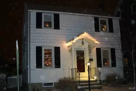 1032 Maple St, Bethlehem, PA 18018 photo 2