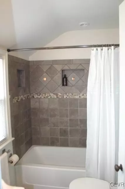 1032 Maple St, Bethlehem, PA 18018 photo 12