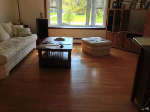 2446 E Millheim Rd, Bath, PA 18014 photo 7
