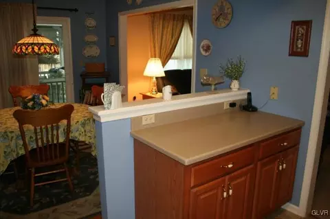 102 Ackerman St, Hellertown, PA 18055 photo 6