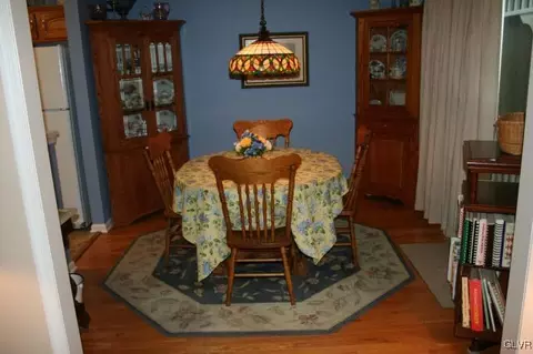 102 Ackerman St, Hellertown, PA 18055 photo 5