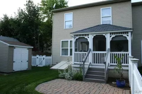 102 Ackerman St, Hellertown, PA 18055 photo 3