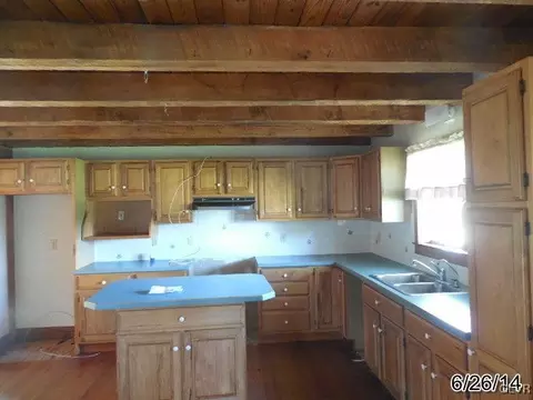 125 Robin Dr, Barto, PA 19504 photo 2