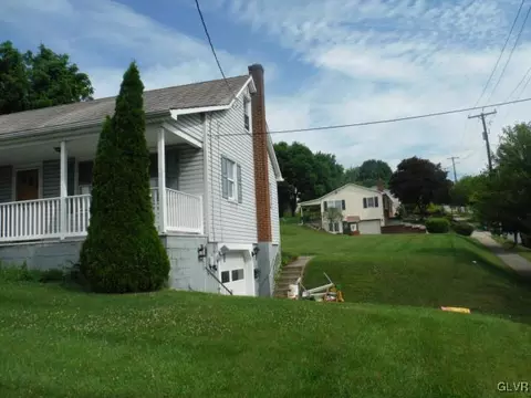 439 E Northampton St, Bath, PA 18014 photo 6