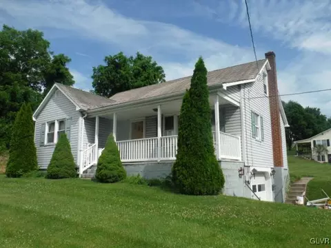 439 E Northampton St, Bath, PA 18014 photo 1
