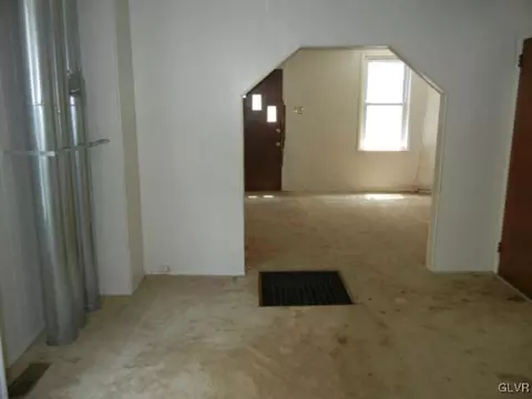 30 W Raspberry St, Bethlehem, PA 18018 photo 6
