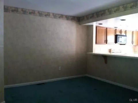 115 Independence Ct, Bethlehem, PA 18020 photo 5