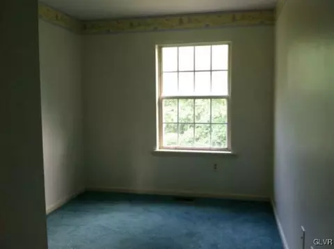 115 Independence Ct, Bethlehem, PA 18020 photo 12
