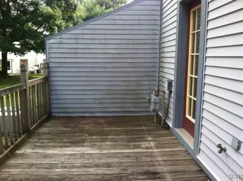 115 Independence Ct, Bethlehem, PA 18020 photo 6