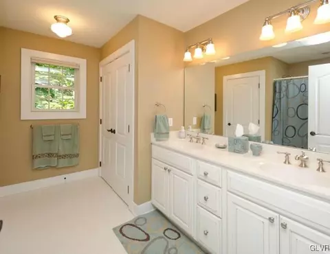 4631 Old Bethlehem Pike, Bethlehem, PA 18015 photo 19