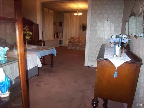 208 E 4th St, Bethlehem, PA 18015 photo 6
