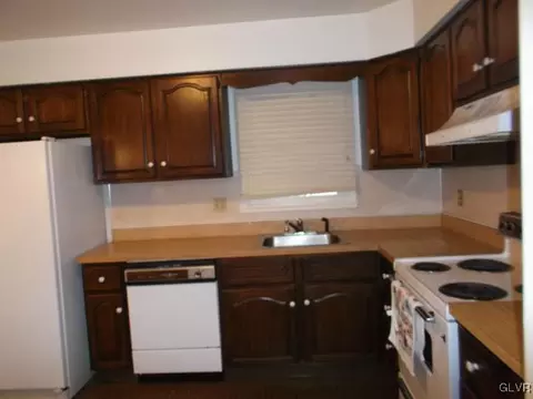 4066 Devonshire Rd, Bethlehem, PA 18020 photo 7