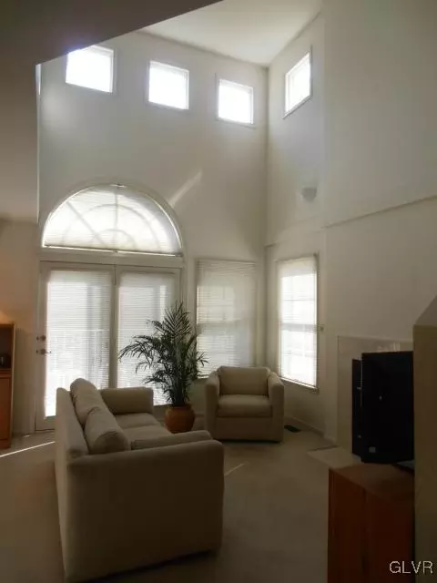 3446 Park Pl, Bethlehem, PA 18017 photo 4