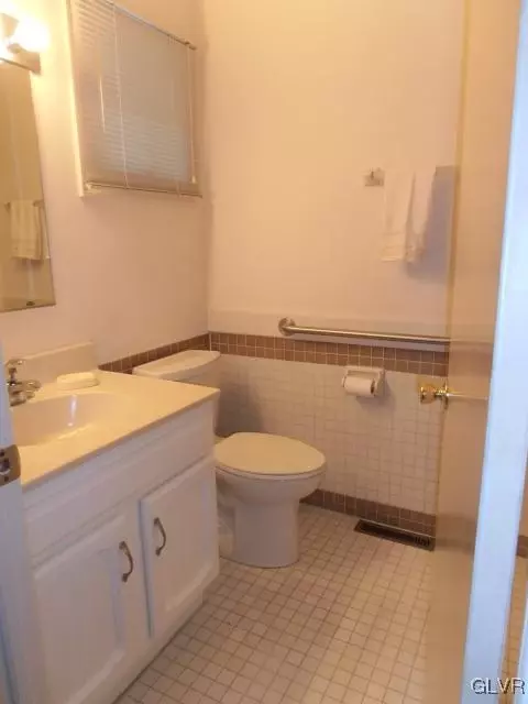 3446 Park Pl, Bethlehem, PA 18017 photo 10