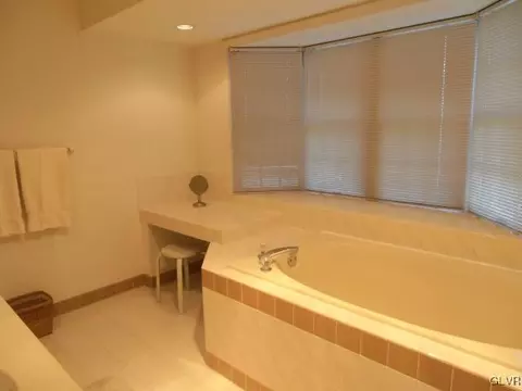 3446 Park Pl, Bethlehem, PA 18017 photo 13