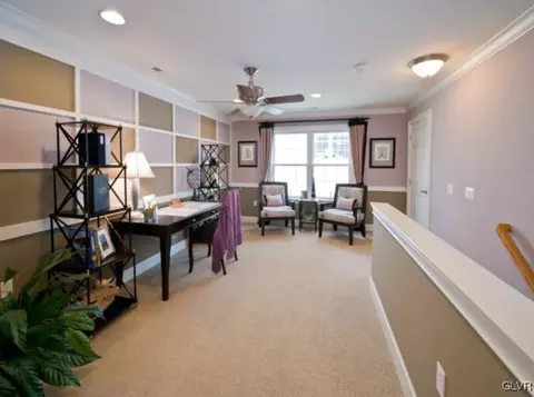 1126 Resolution Dr, Bethlehem, PA 18017 photo 5