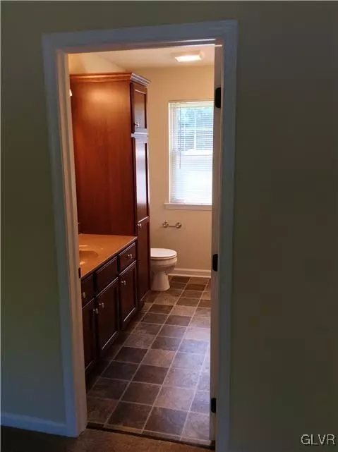368 Devonshire Dr, Bethlehem, PA 18017 photo 26