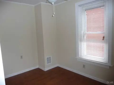 336 E North St, Bethlehem, PA 18018 photo 7