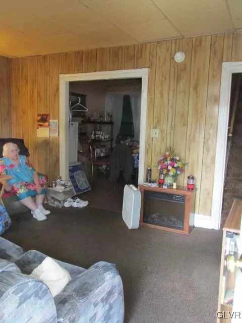 425 Maple St, Bethlehem, PA 18018 photo 3