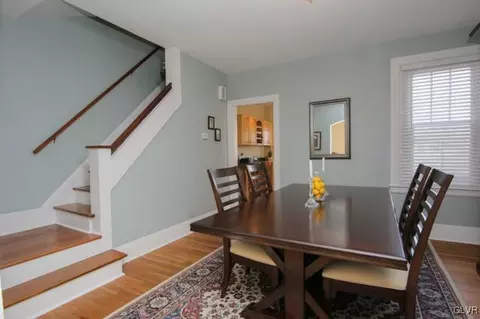 1222 Maple St, Bethlehem, PA 18018 photo 5