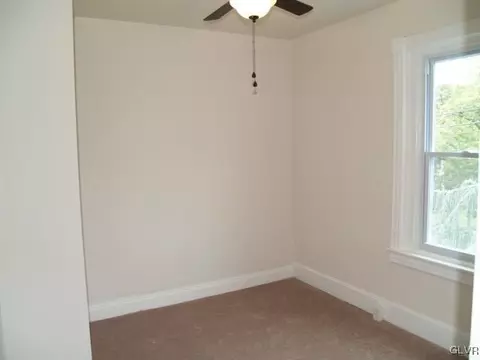 820 Maple St, Bethlehem, PA 18018 photo 8