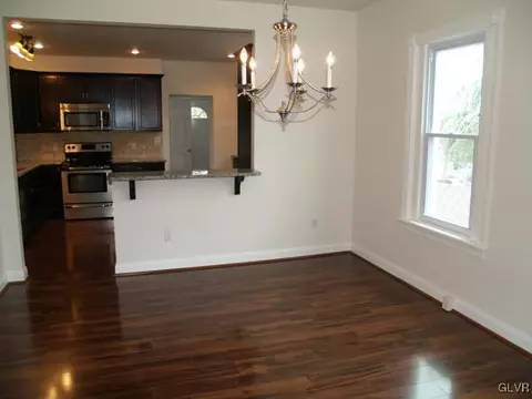 820 Maple St, Bethlehem, PA 18018 photo 6