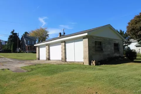 165 S Front St, Coplay Boro, PA 18037 photo 2