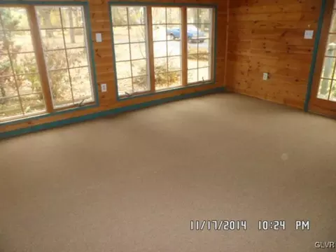928 E Macada Rd, Bethlehem, PA 18017 photo 8
