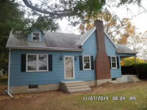 928 E Macada Rd, Bethlehem, PA 18017 photo 1