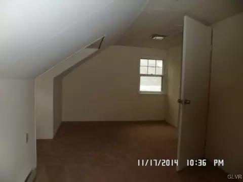 928 E Macada Rd, Bethlehem, PA 18017 photo 14