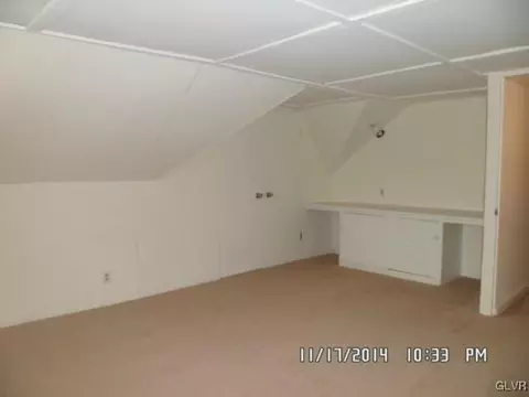 928 E Macada Rd, Bethlehem, PA 18017 photo 12