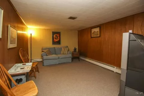 205 E Saucon St, Hellertown, PA 18055 photo 35
