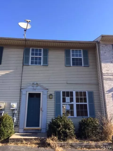 509 Old Forge Dr, Bath, PA 18014 photo 1