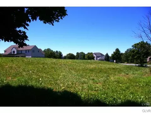 4412 Commonwealth Dr, Macungie Twp, PA 18049 photo 1