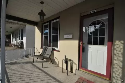 747 E Fairview St, Bethlehem, PA 18018 photo 3