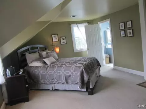 5493 Texas Rd, Macungie, PA 18062 photo 9