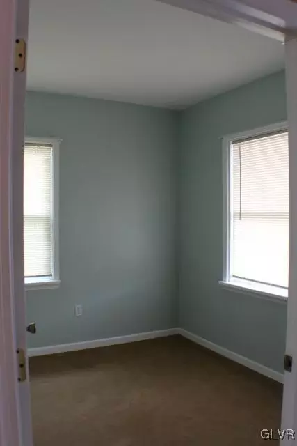 135 E Northampton St, Bath, PA 18014 photo 17