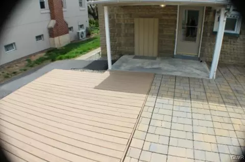 135 E Northampton St, Bath, PA 18014 photo 19