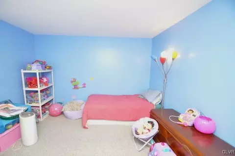 2192 W Dell Rd, Bath, PA 18014 photo 12