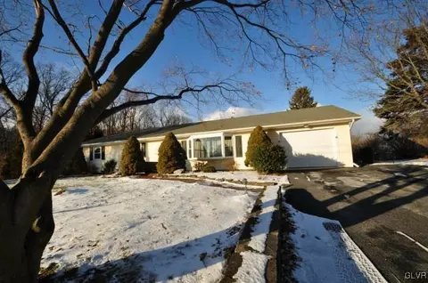 2192 W Dell Rd, Bath, PA 18014 photo 3